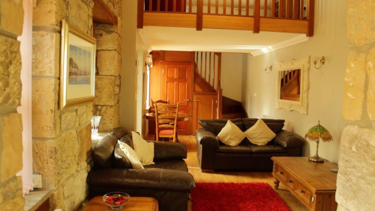 Smiddy Lodge Balloch Extérieur photo